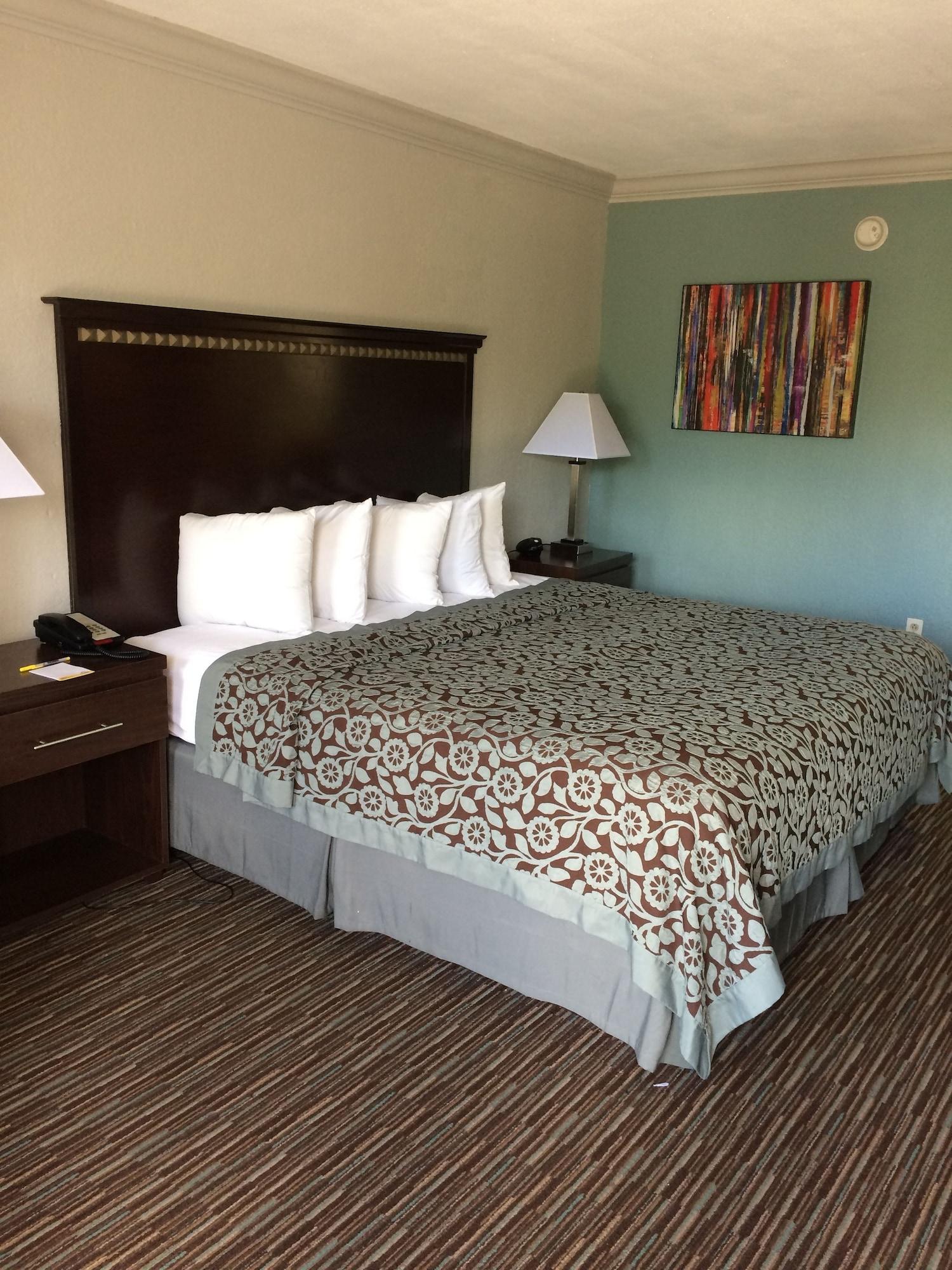 Hotel Days By Wyndham Lauderdale Airport Cruise Port 2*