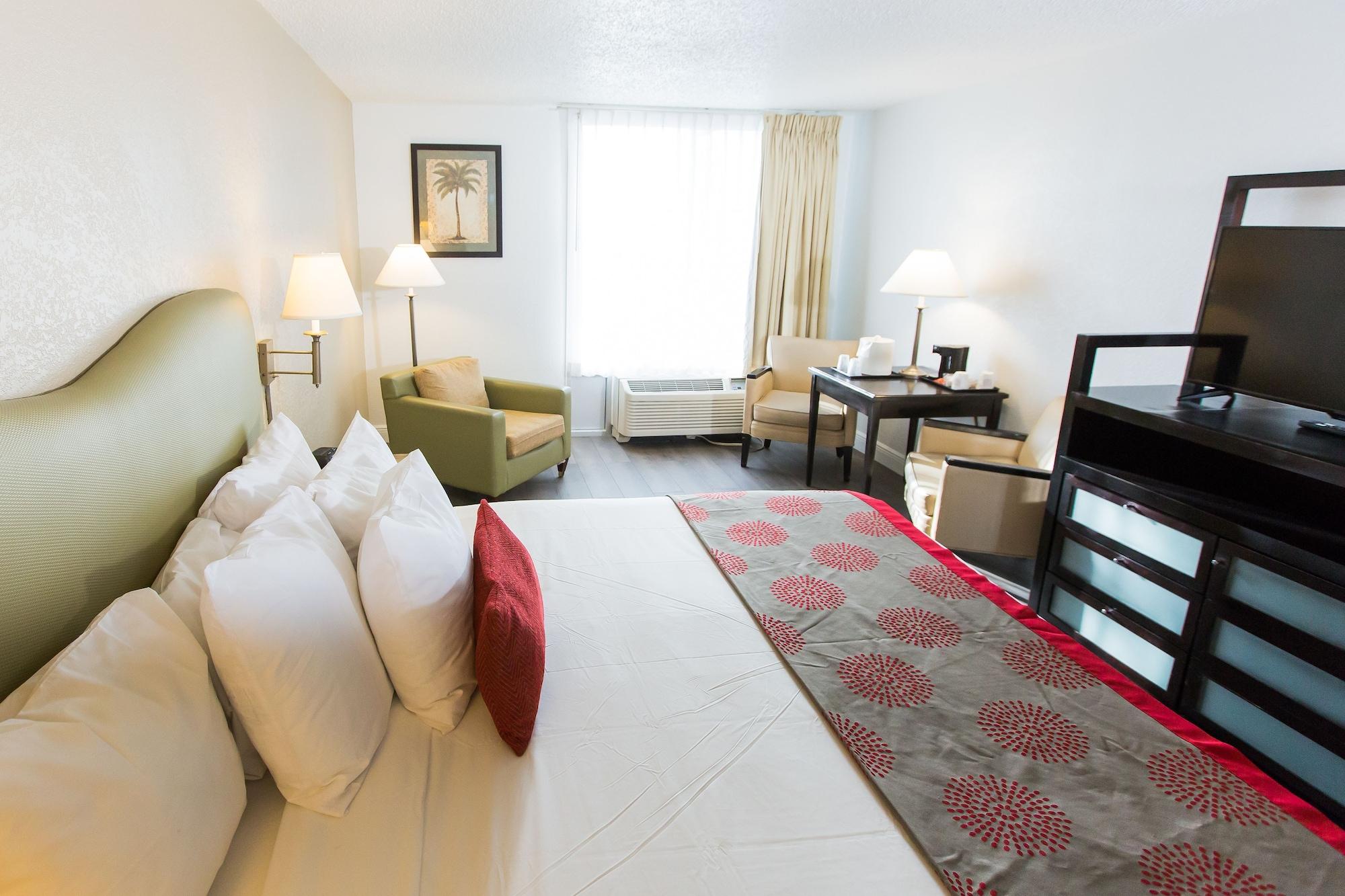 Hotel Plaza Lauderdale 2*