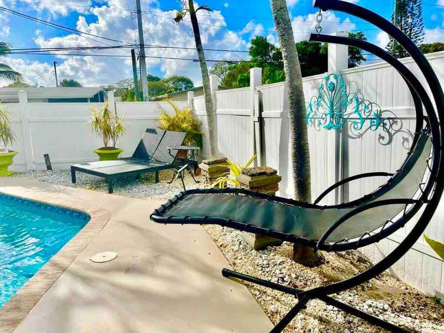 Jungle To 4 R 3 Bedroom Family And Pet Heated Pool N Airport N N Hard Rock