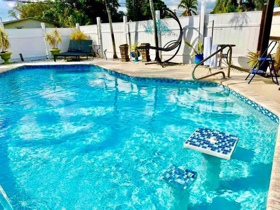 Jungle To 4 R 3 Bedroom Family And Pet Heated Pool N Airport N N Hard Rock Villa Fort Lauderdale