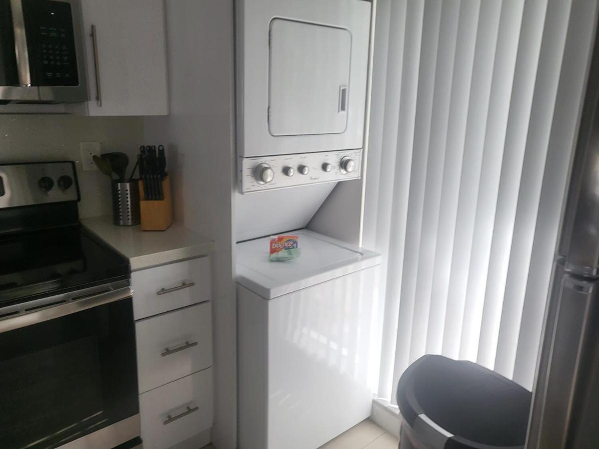 Designer River View Apartment Fort Lauderdale