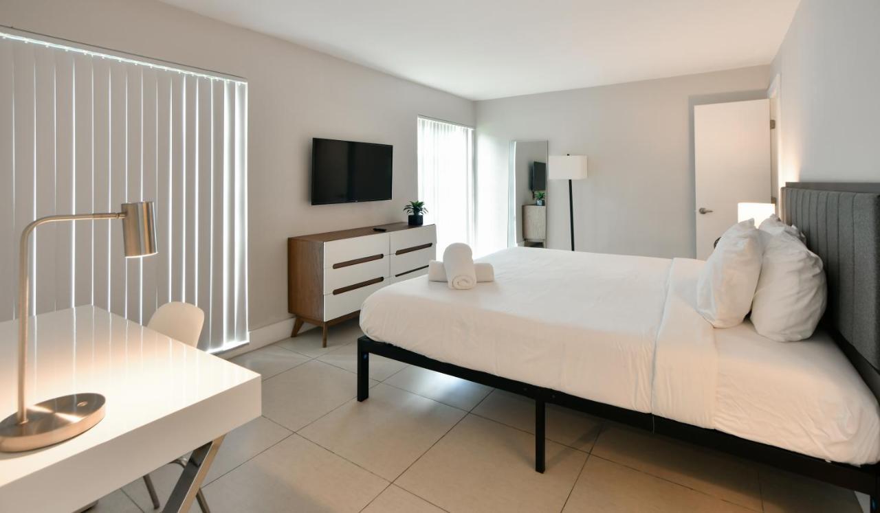 Designer River View Apartment Fort Lauderdale