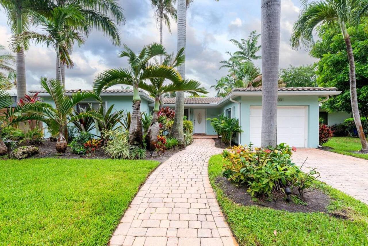 Luxurious Lauderdale Pool Holiday home *