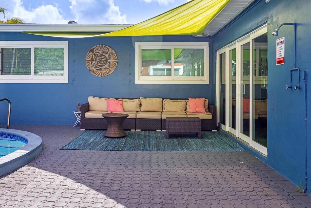 Trendy 3-bedroom With Saltwater Pool And Yard