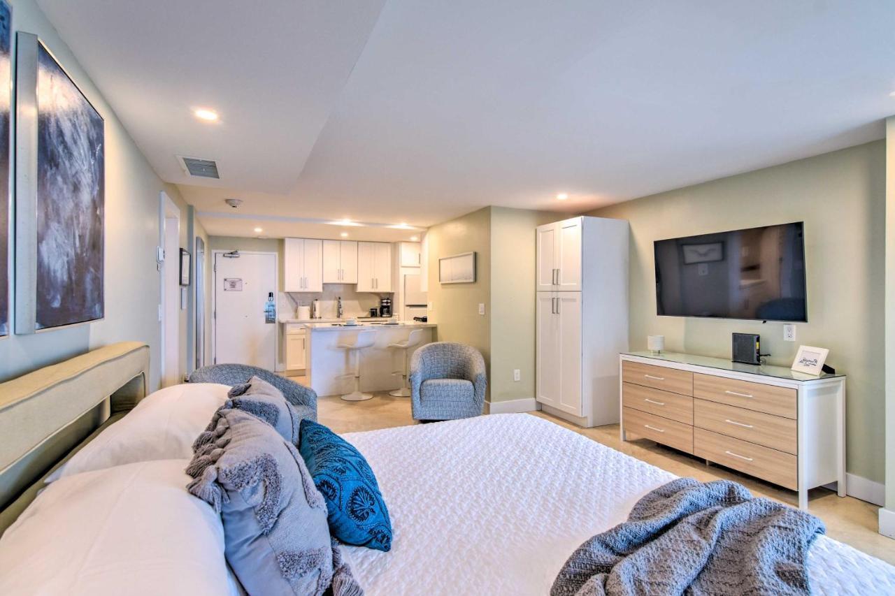 Apartment Oceanfront Luxury Renovated Getaway! *