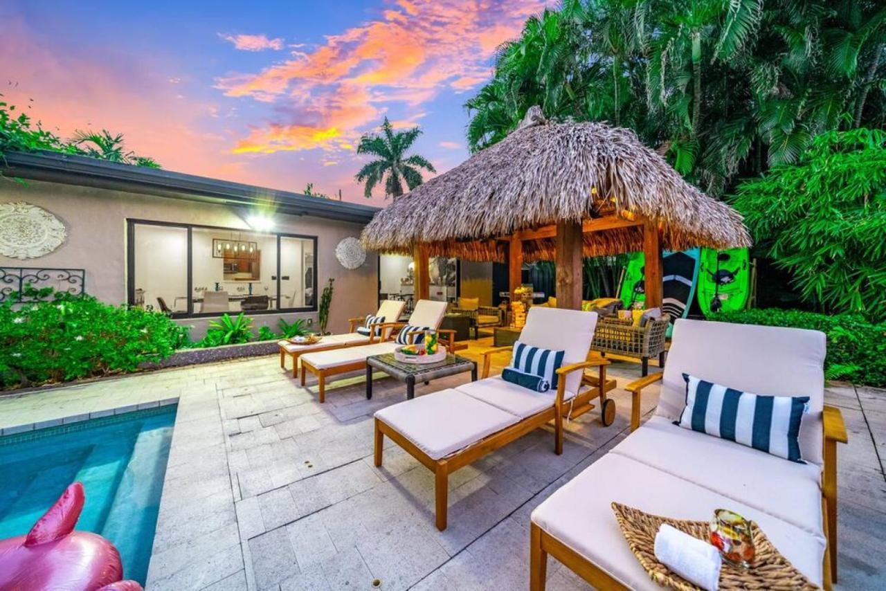 Pool And Waterfront Oasis