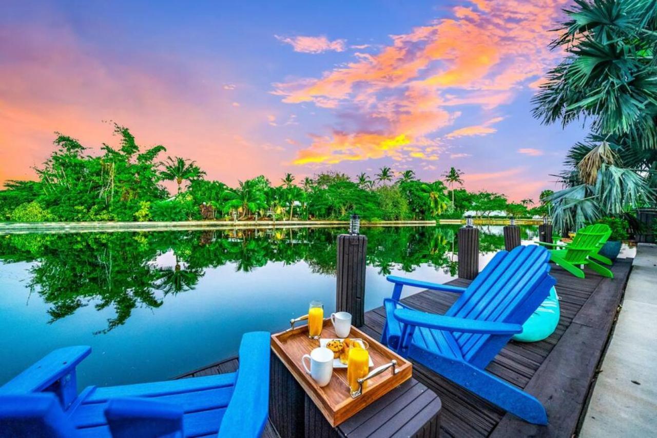 Pool And Waterfront Oasis Fort Lauderdale