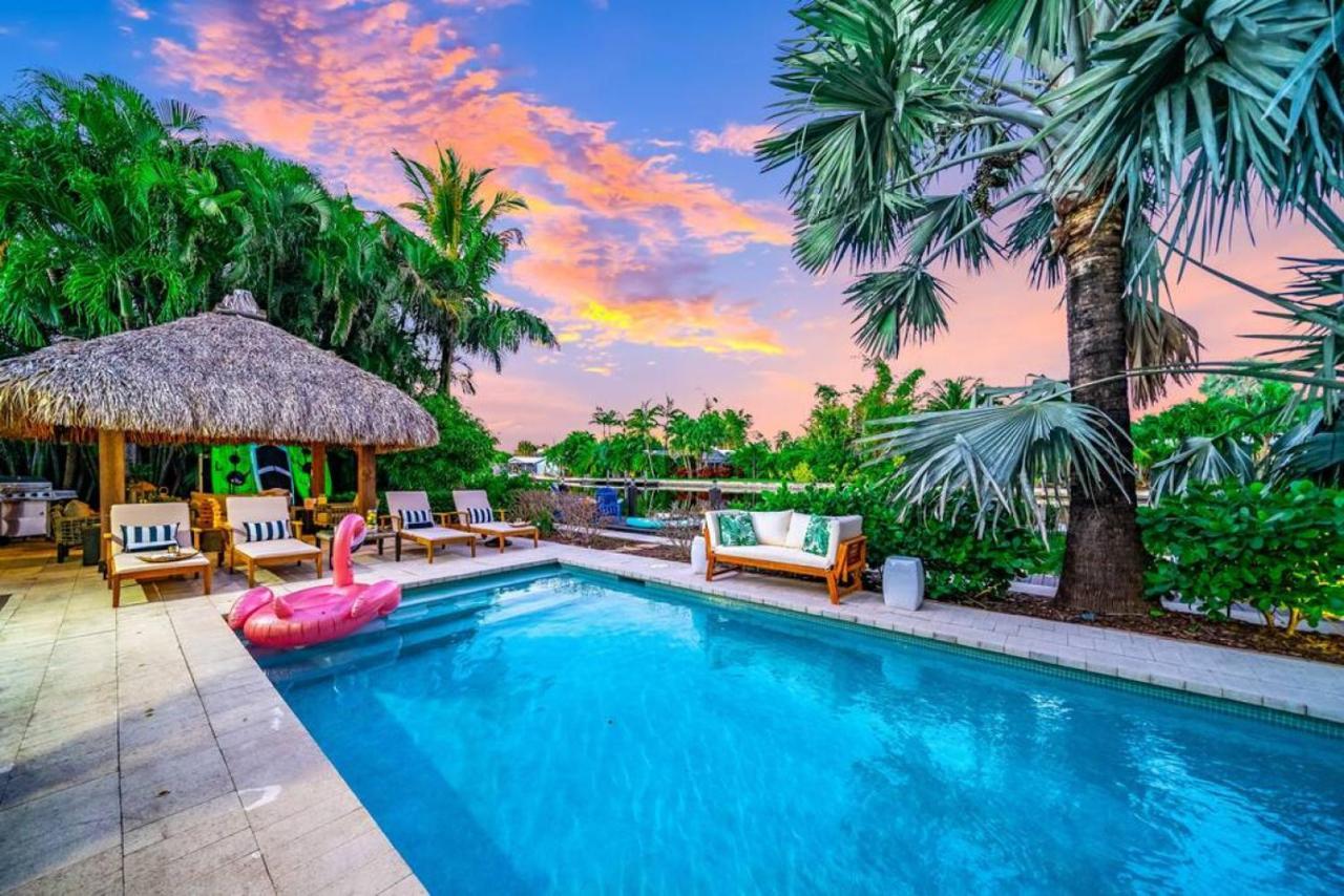 Pool And Waterfront Oasis