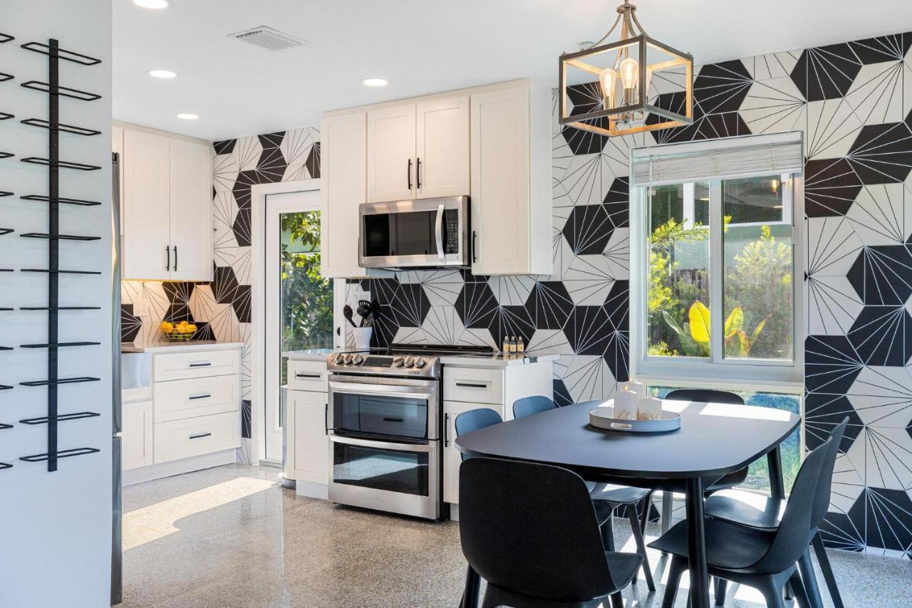 Villa Trendy 3-bedroom With Saltwater Pool And Yard