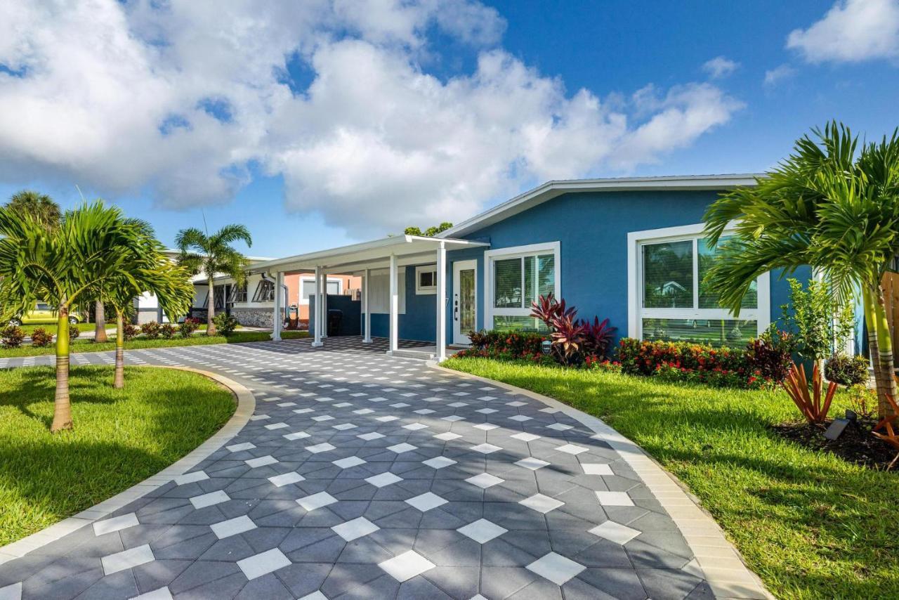 Trendy 3-bedroom With Saltwater Pool And Yard *