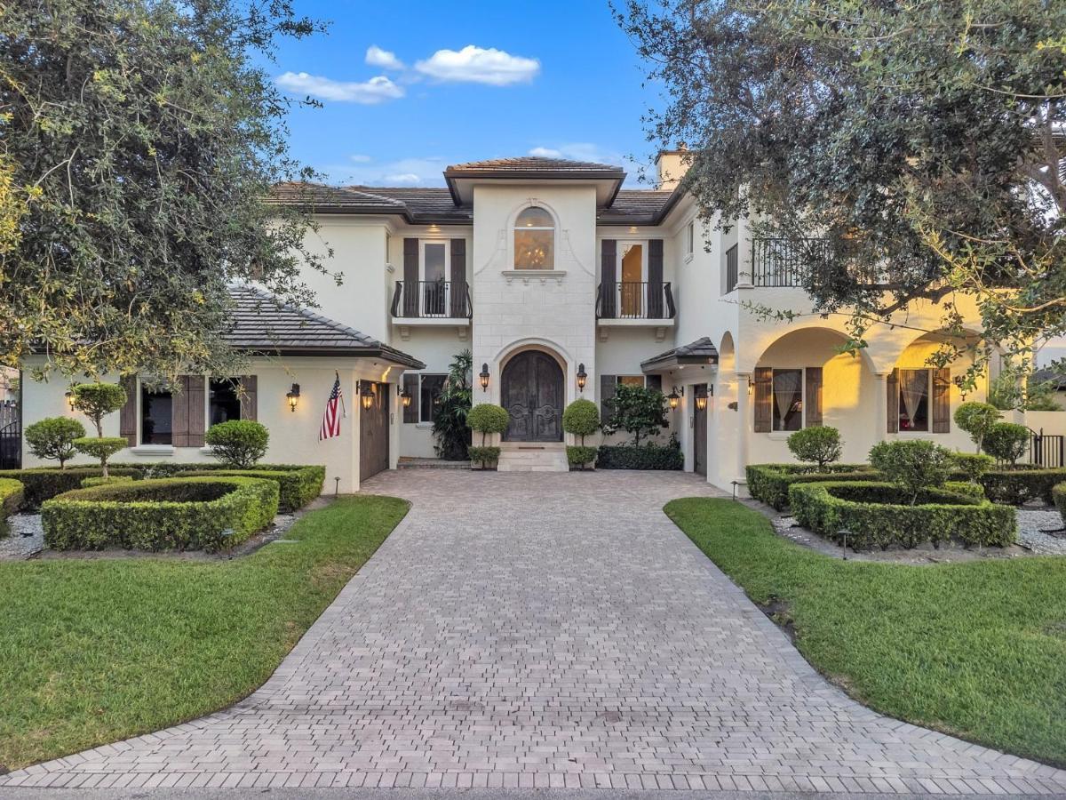 Villa Luxury D' Southern Florida Paradise Sleeps 12