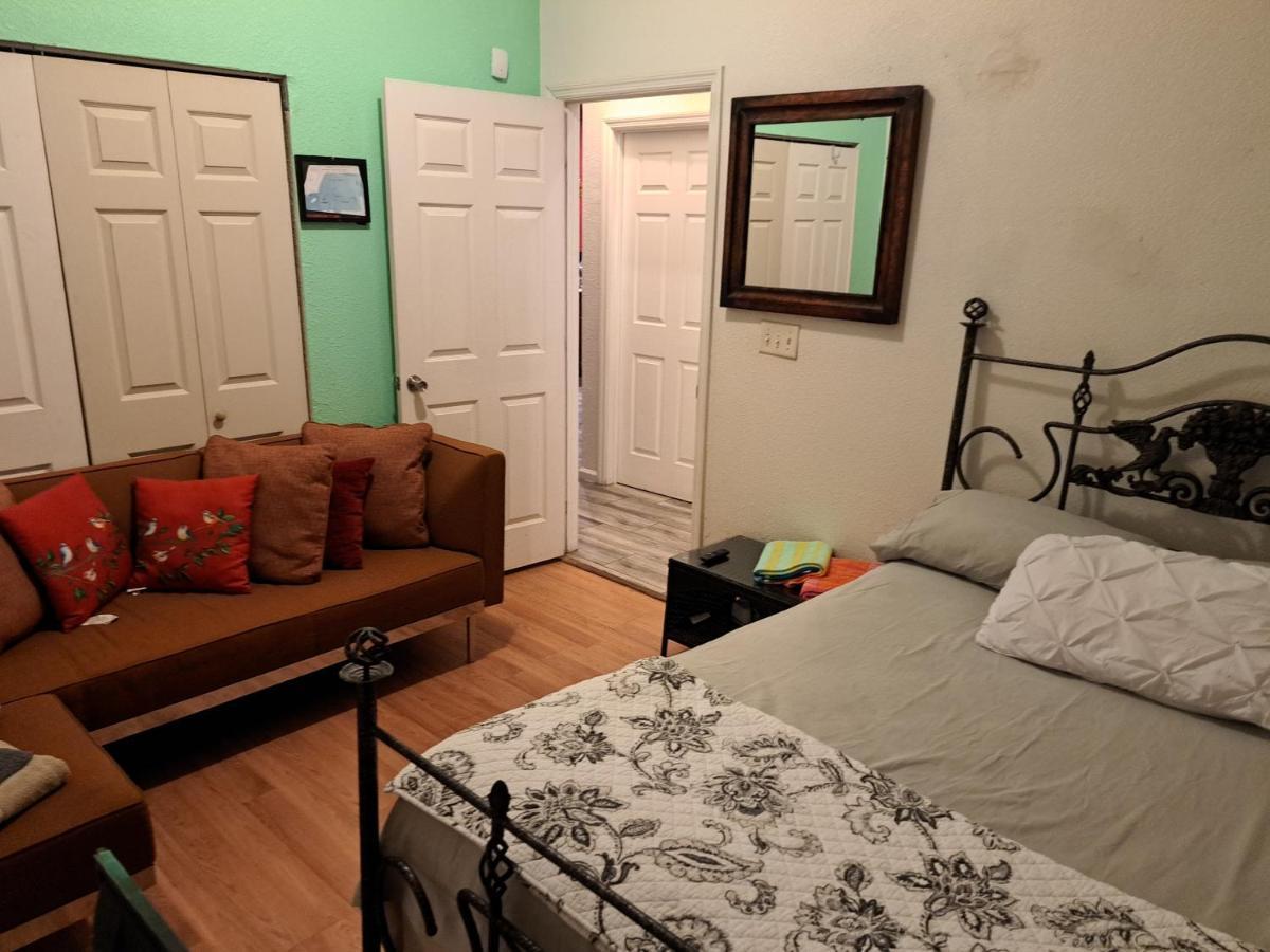 Holiday home Baynefamilyflorida. *
