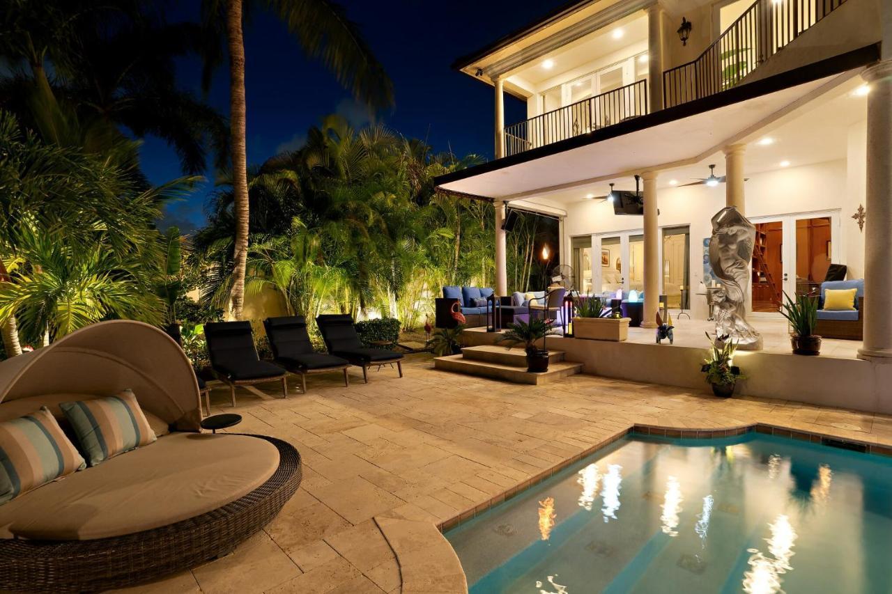 Luxury D' Southern Florida Paradise Sleeps 12 Villa Fort Lauderdale