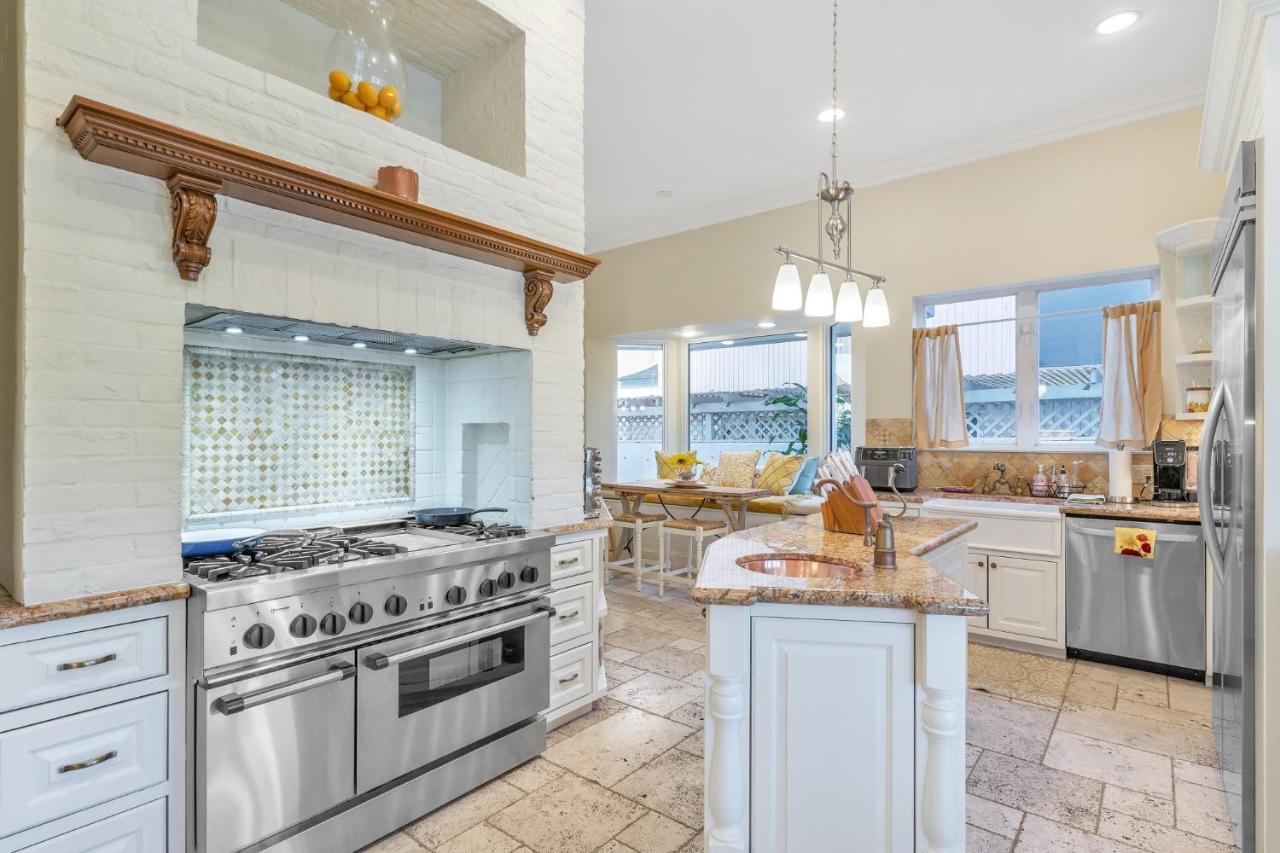 Luxury D' Southern Florida Paradise Sleeps 12 Villa Fort Lauderdale