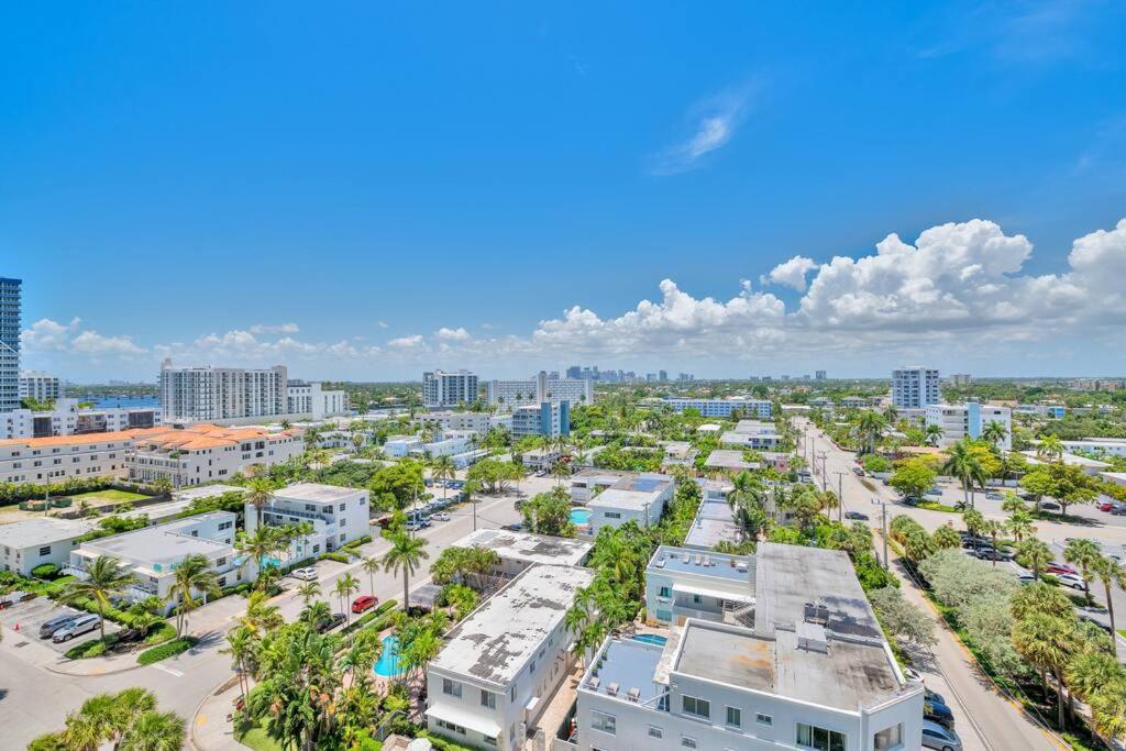 At Lauderdale * Fort Lauderdale