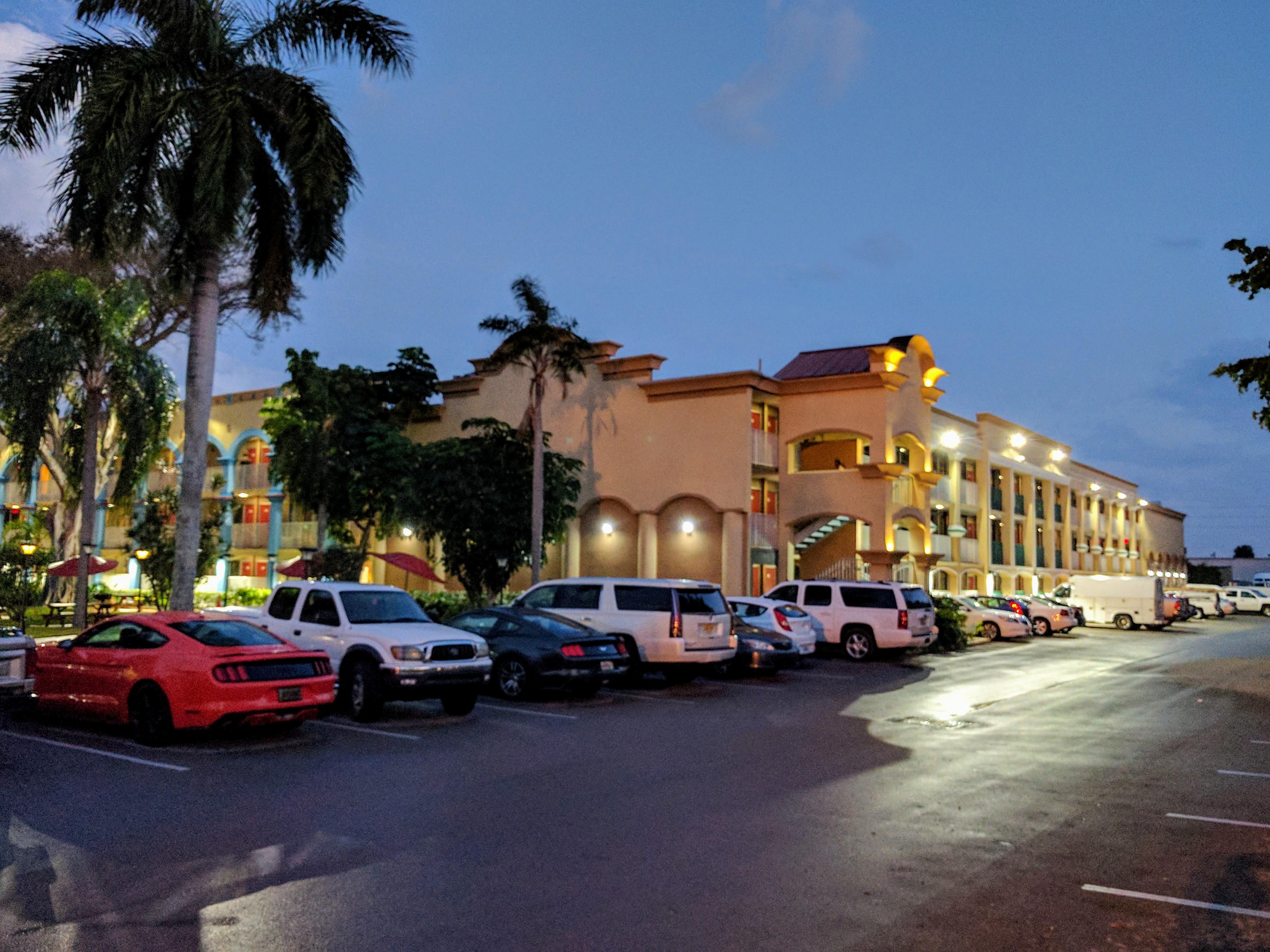 Hotel Red Carpet Airport Lauderdale