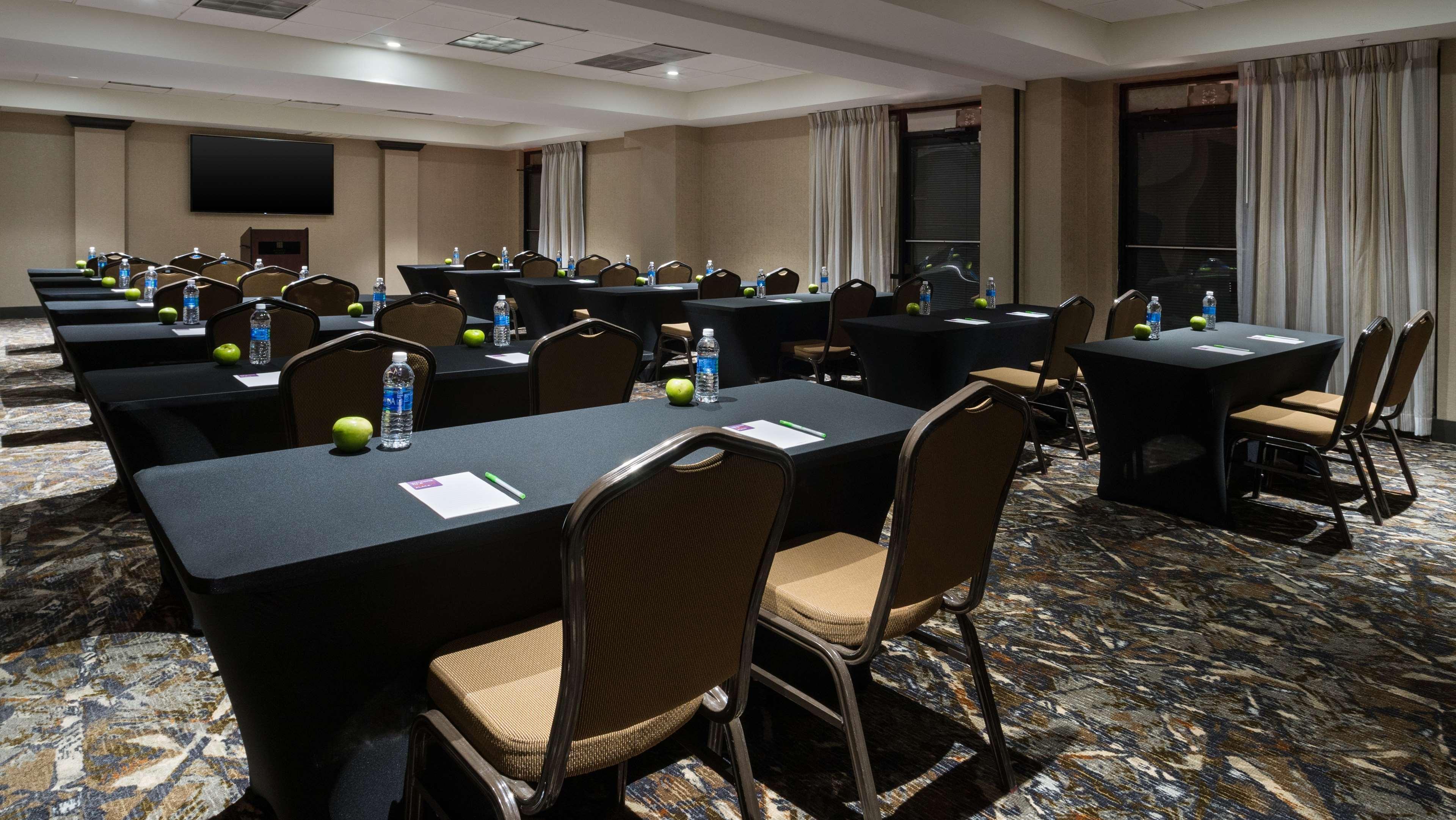 Hotel Hyatt Place Lauderdale Cruise Port & Convention Center