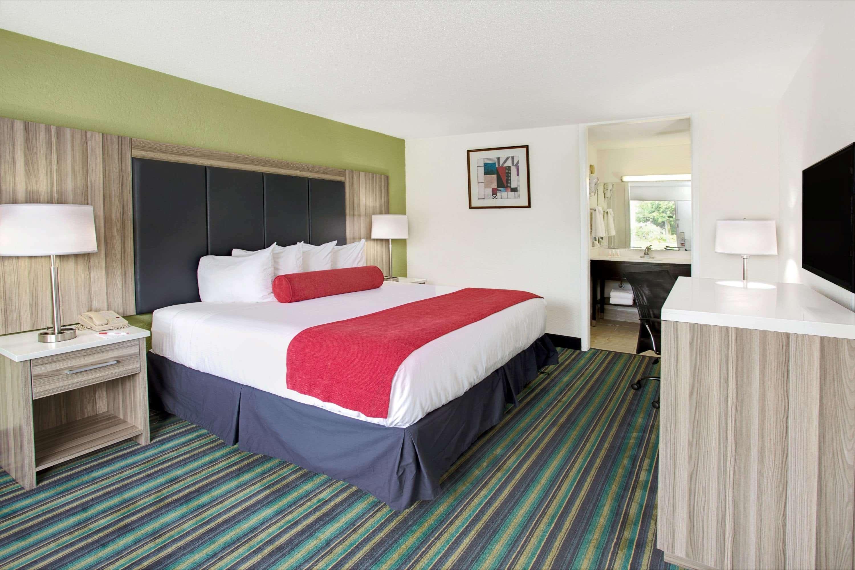 Ramada By Wyndham Lauderdale Airport/cruise Port Hotel 3*