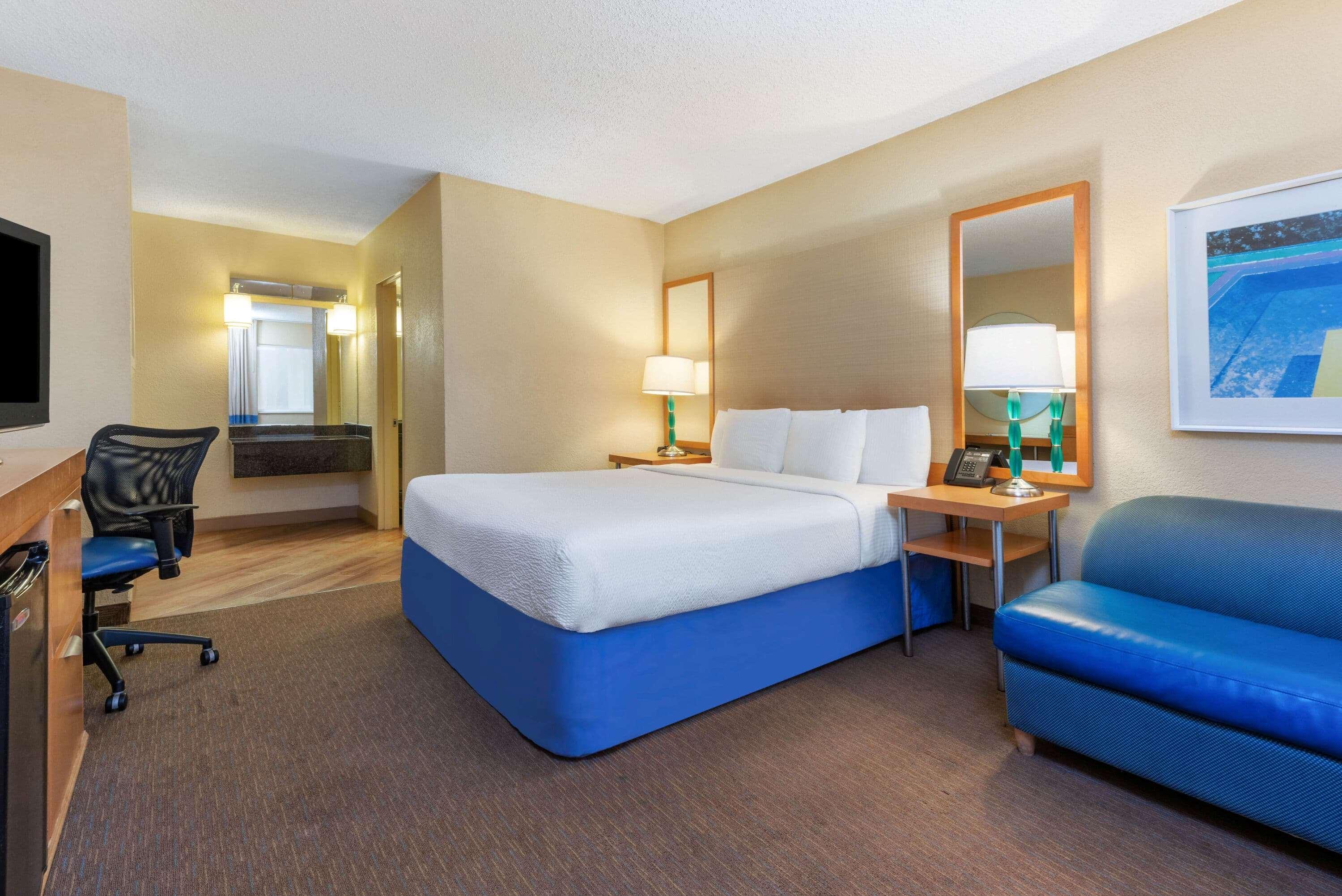 La Quinta By Wyndham Lauderdale Pompano Hotel