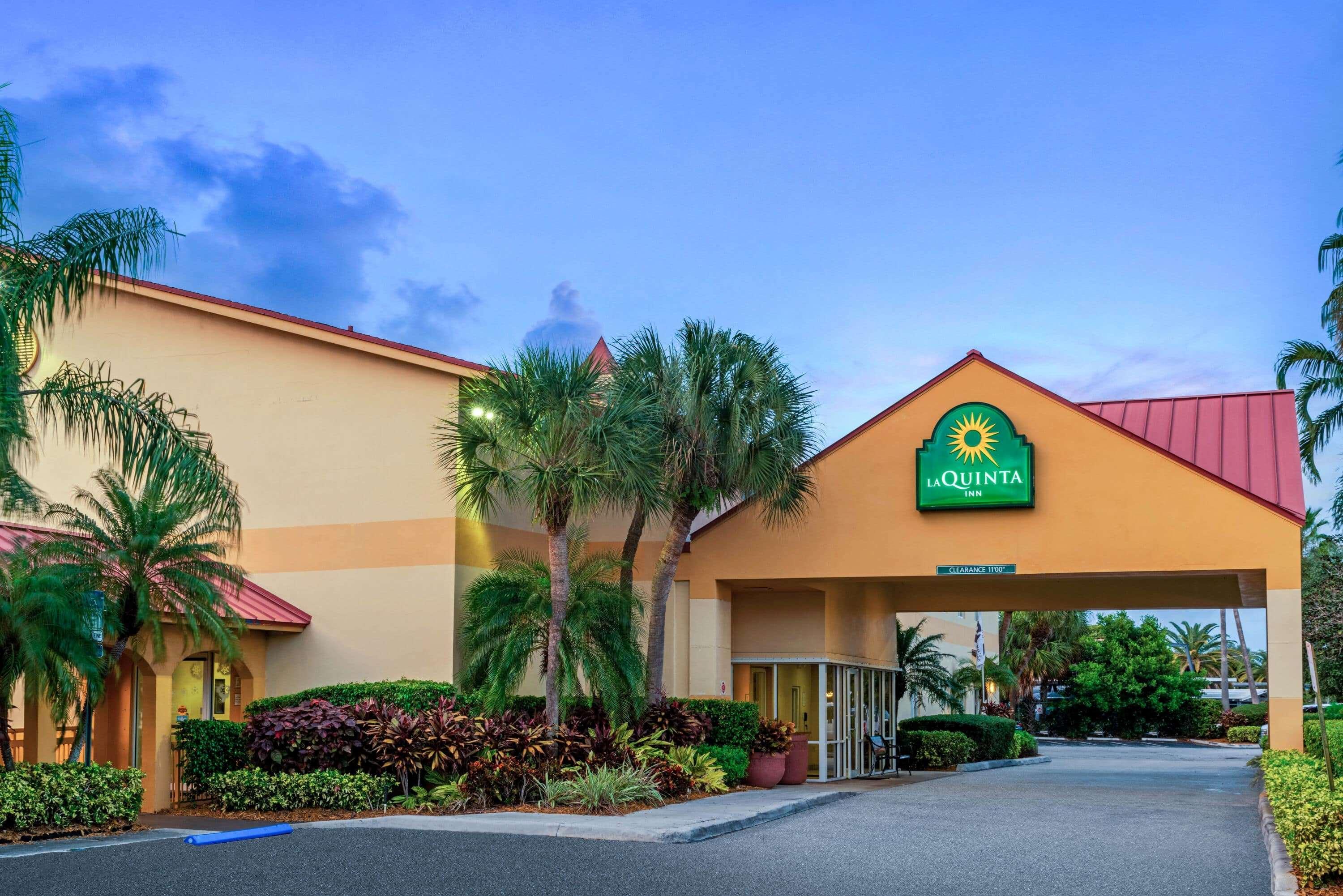 La Quinta By Wyndham Lauderdale Pompano Hotel