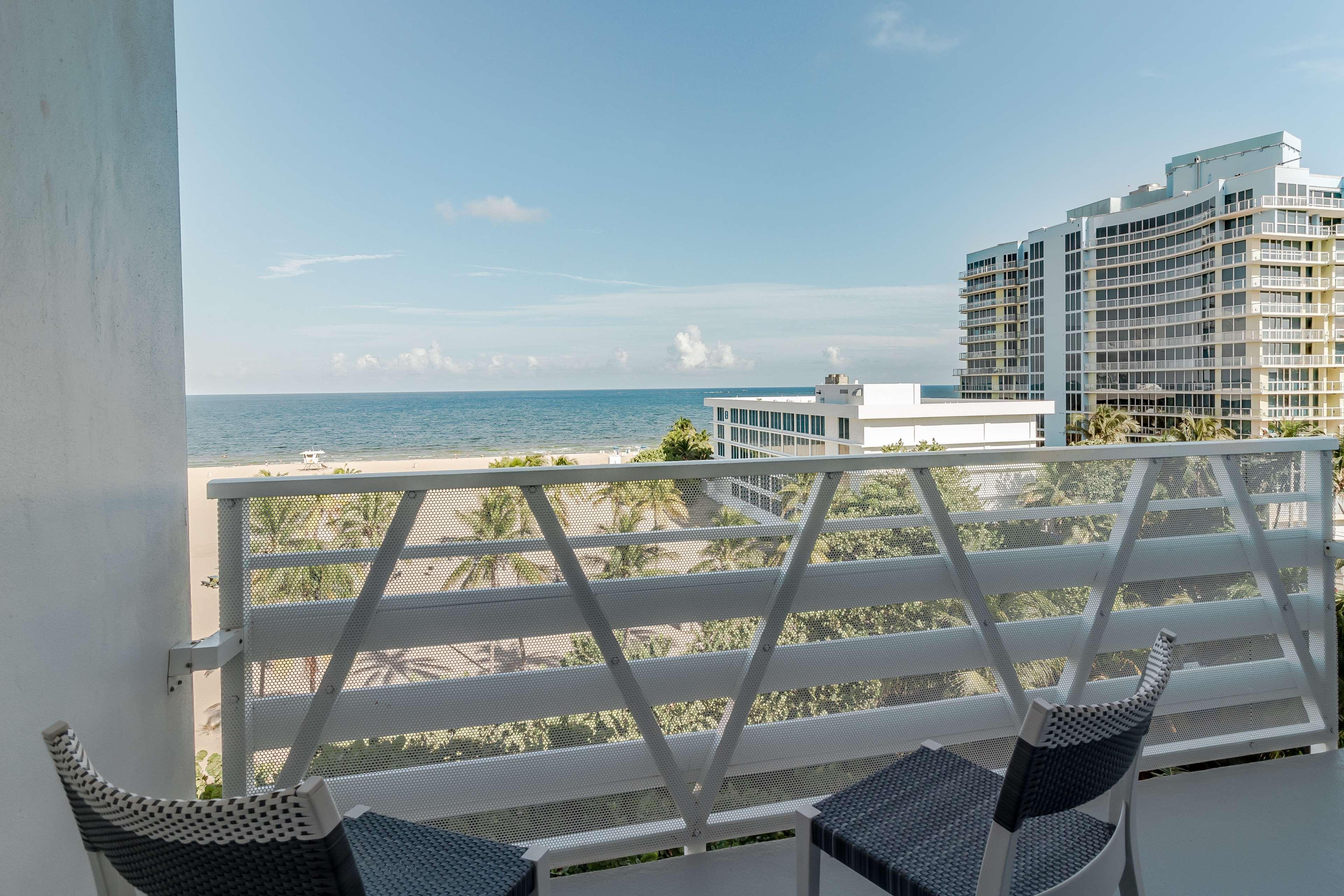 B Ocean Lauderdale