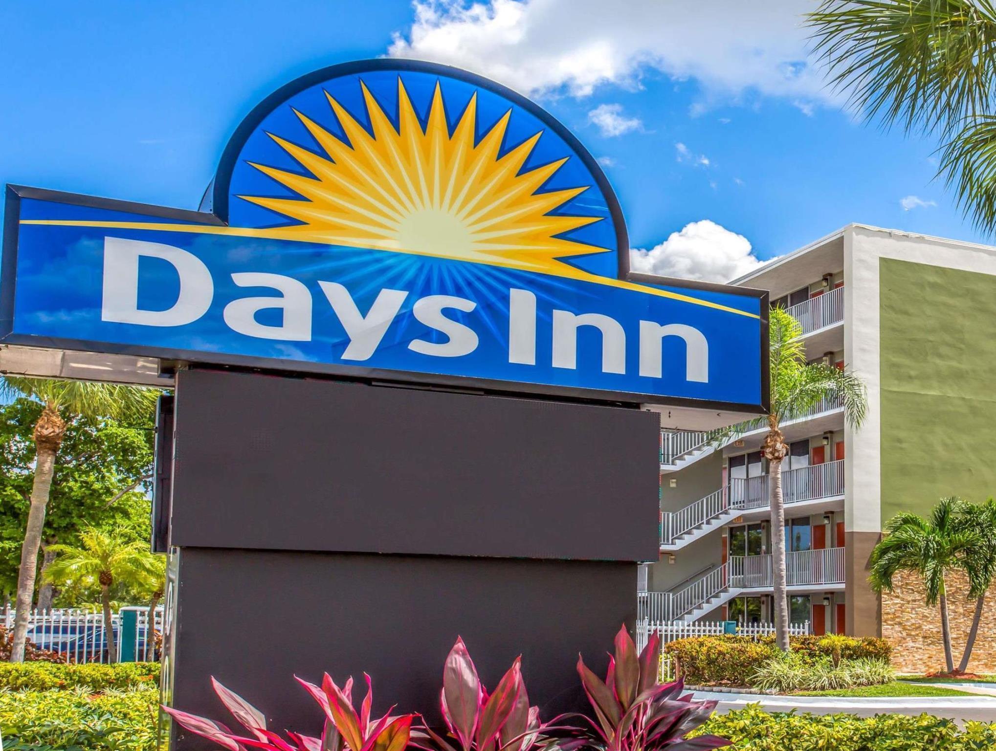 Hotel Days By Wyndham Lauderdale Airport Cruise Port Fort Lauderdale