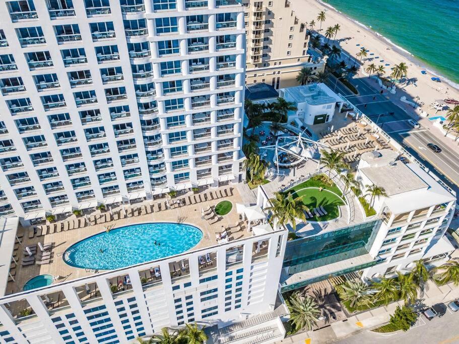 Apartment At Lauderdale