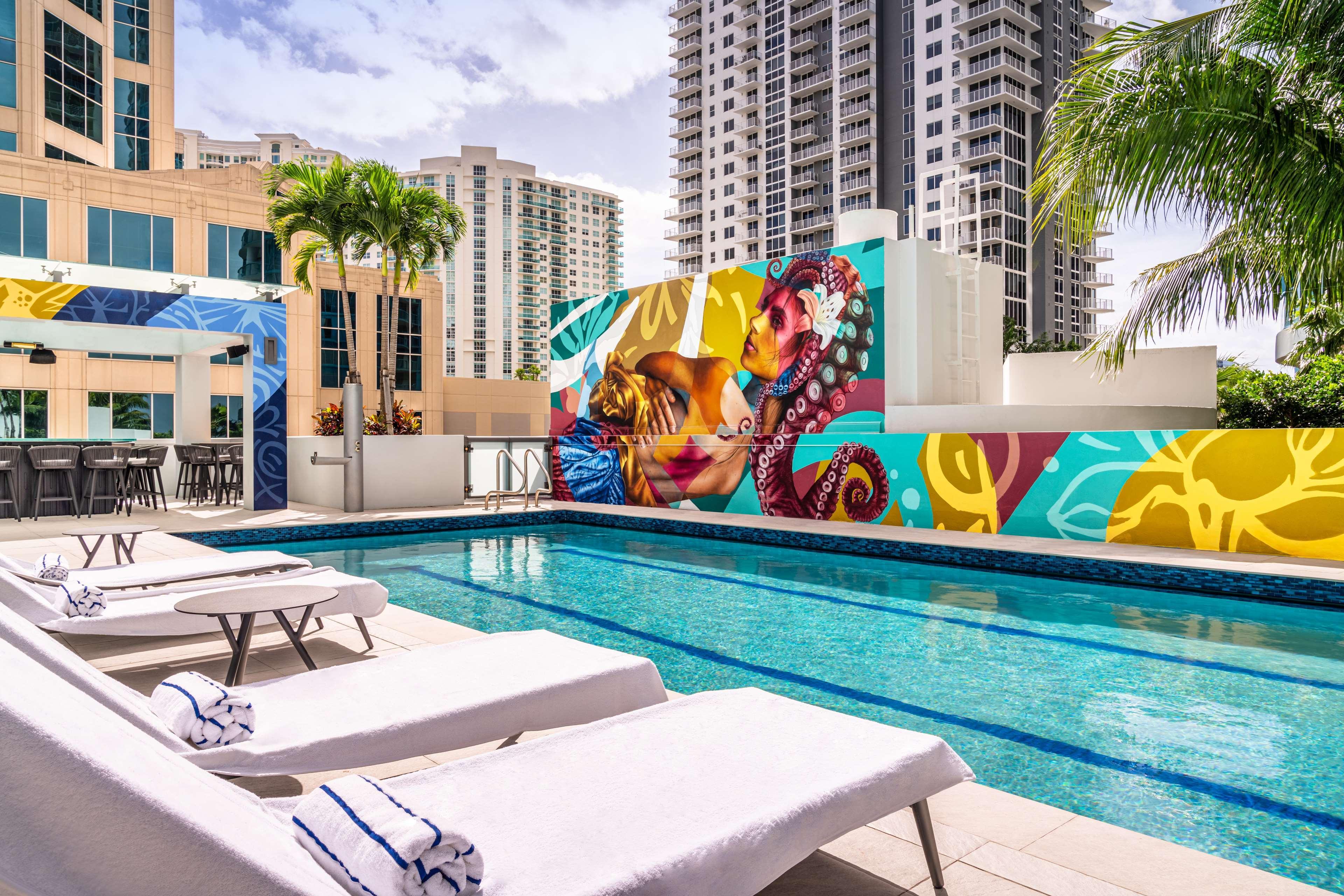 Hotel Hyatt Centric Olas Lauderdale 4*