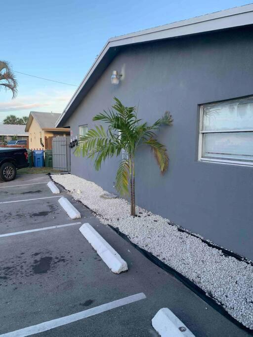 Quiet 2bedroom At Fl *