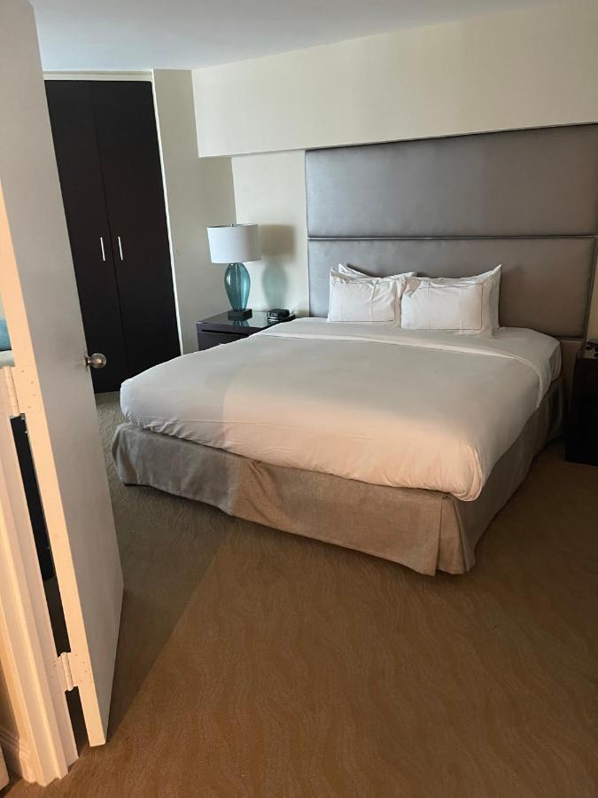 Galeryone Fll Intercostal Fort Lauderdale