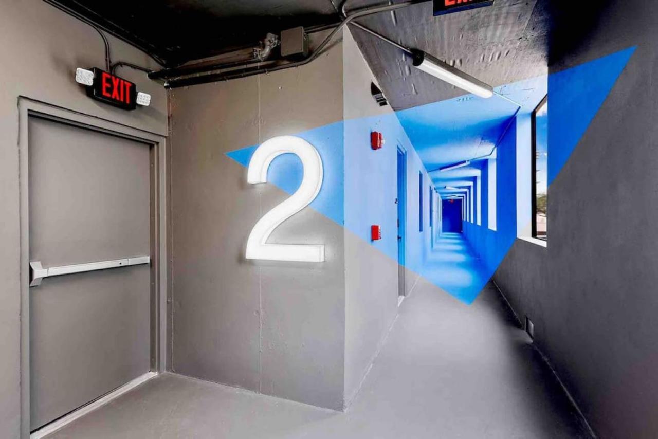 Pretty Rola 204 Upscale Spacious 1b1b W King Bed At Downtown Ft Lauderdale Fort Lauderdale
