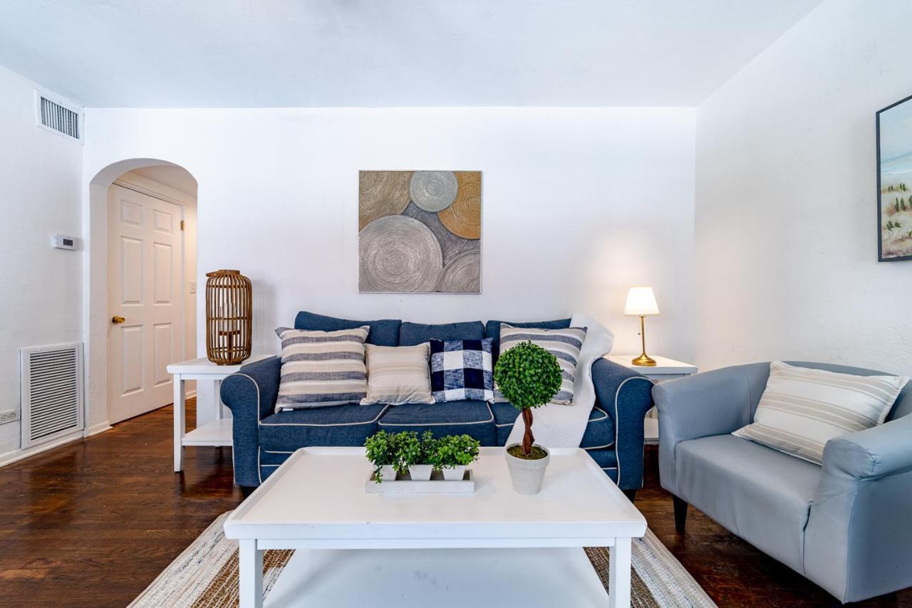 Apartment The Blue Parrot *