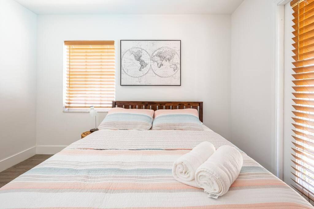 Holiday home Casa Ola - Surf Themed Pool Home, Near Downtown *