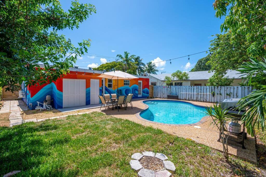 Casa Ola - Surf Themed Pool Home, Near Downtown Holiday home *
