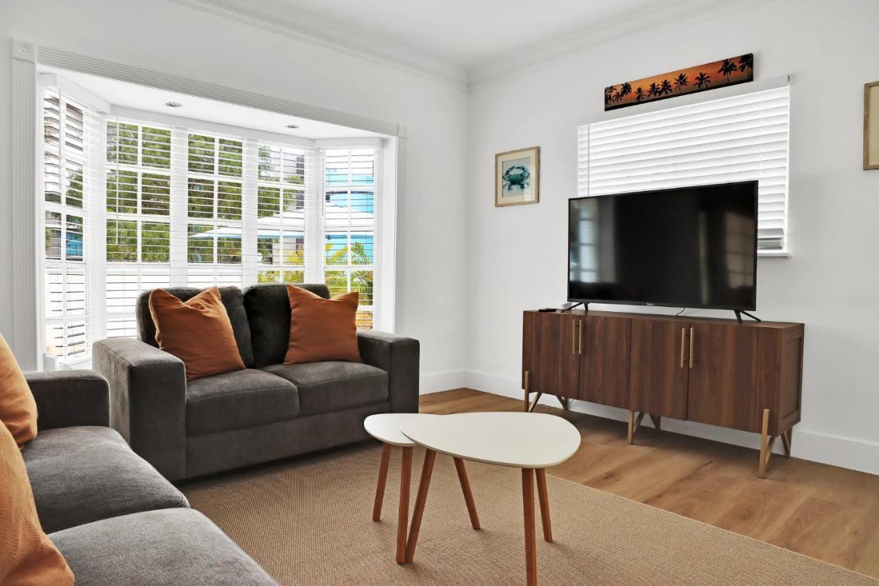 Rio Vista - Massive Olas Compound With Pool & 3 Living Areas With Kitchens Holiday home *