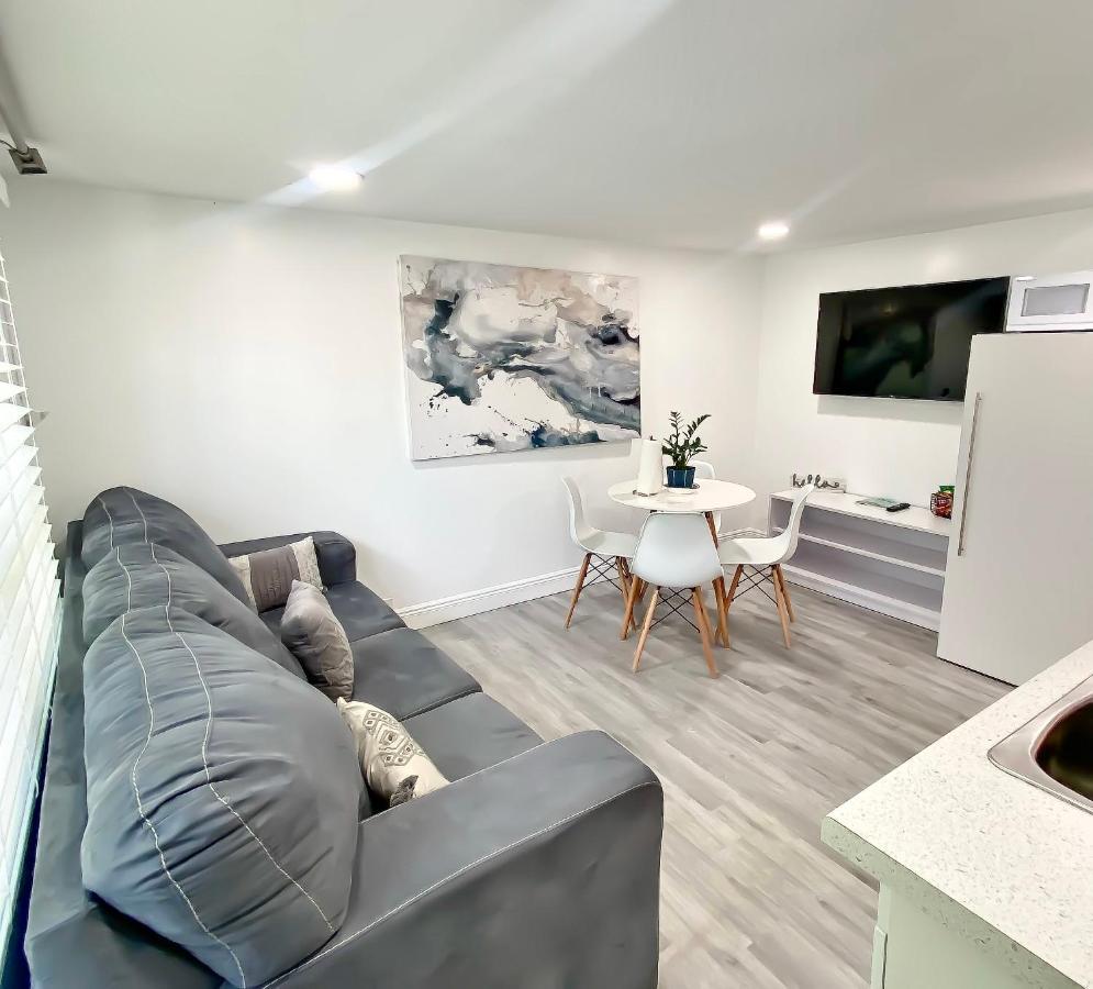 Wilton Manor Oasis Apartment