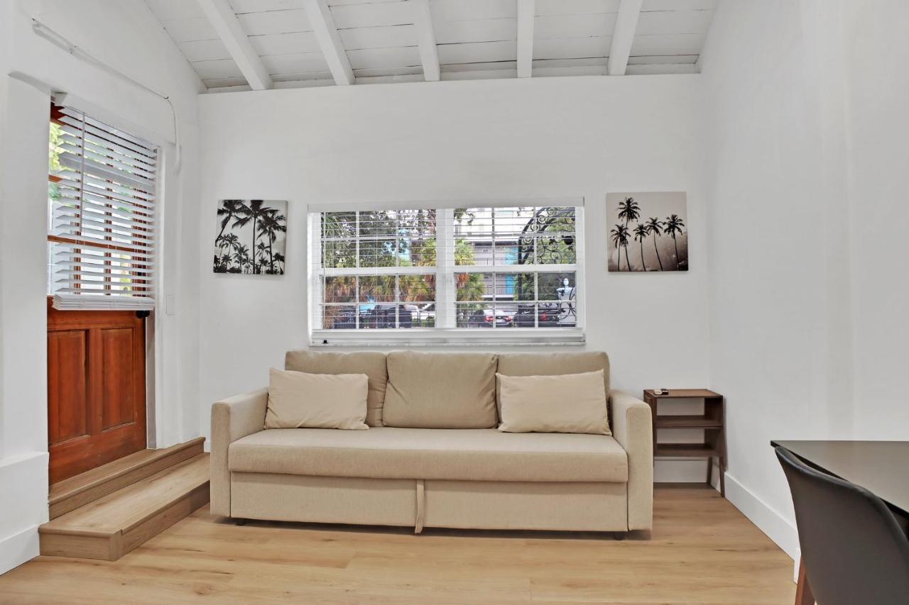 Holiday home Rio Vista - Massive Olas Compound With Pool & 3 Living Areas With Kitchens *