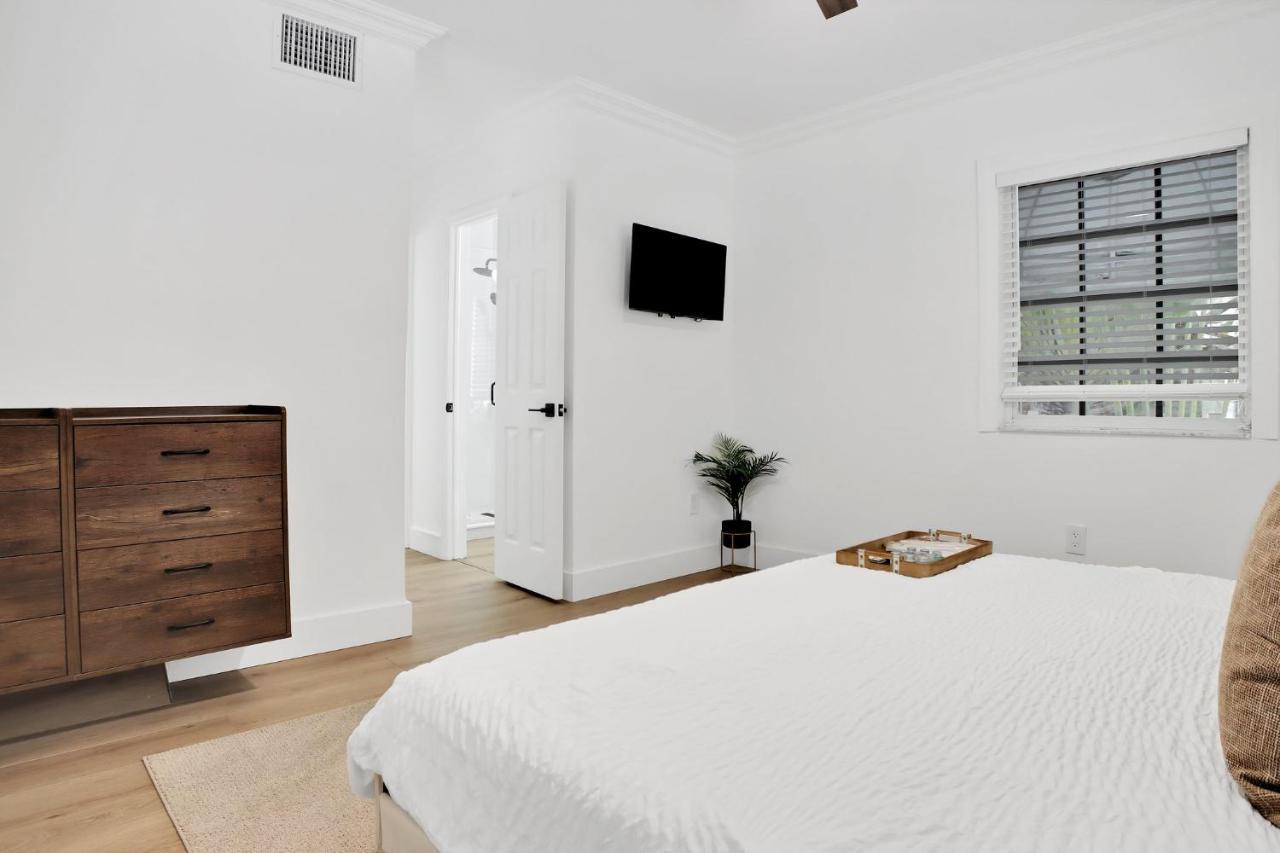 Holiday home Rio Vista - Massive Olas Compound With Pool & 3 Living Areas With Kitchens *
