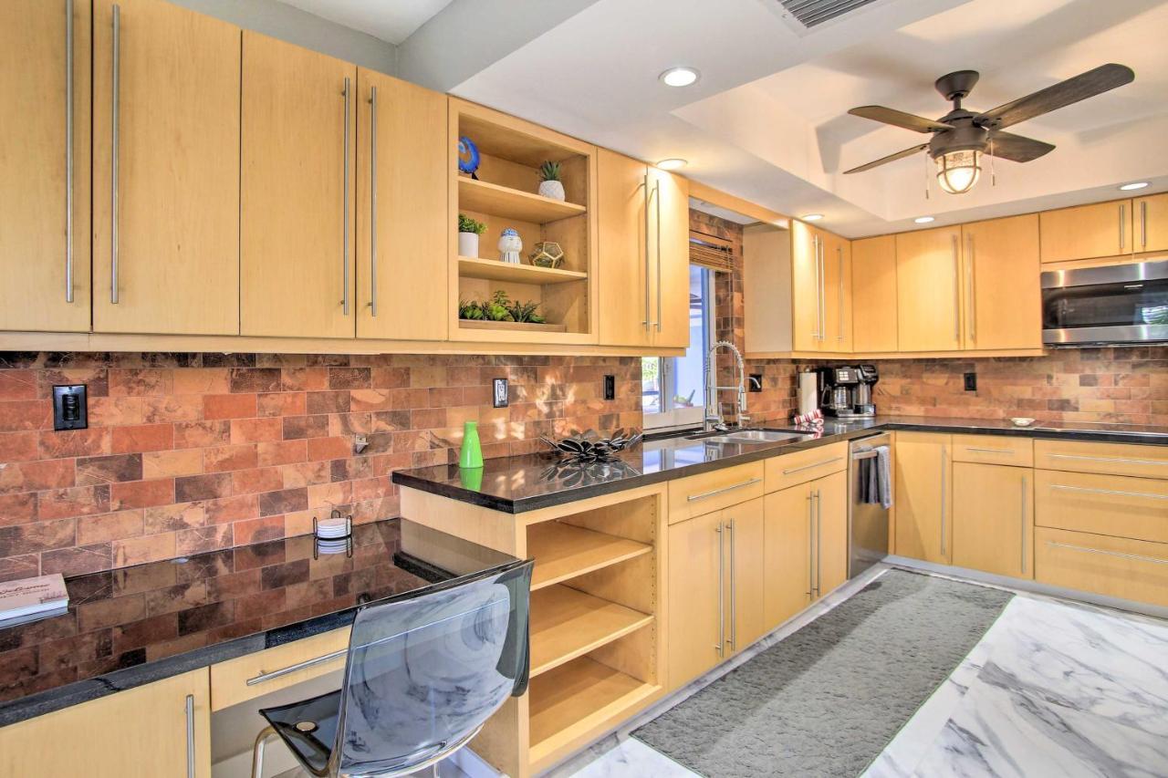Wilton Manors With Pool About 4 Mi To Beach! Holiday home *