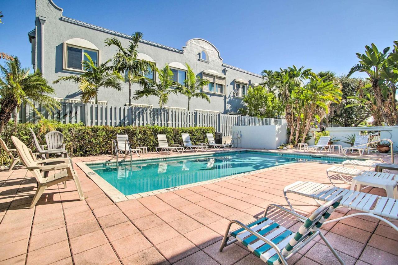 Idyllic With Pool Access - Walk To Beach! *