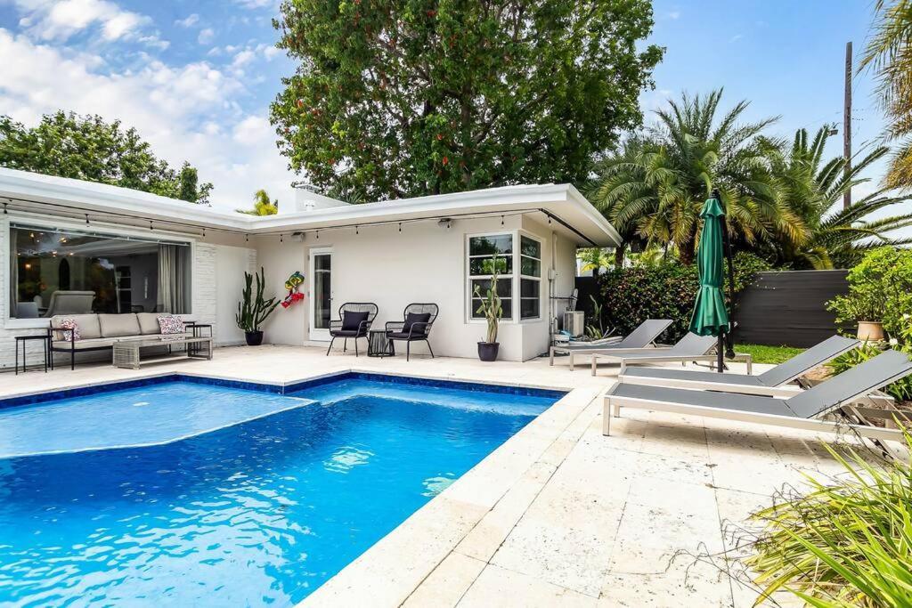 *victoria Park Pool Home- Close To Beach/las Olas* * Fort Lauderdale
