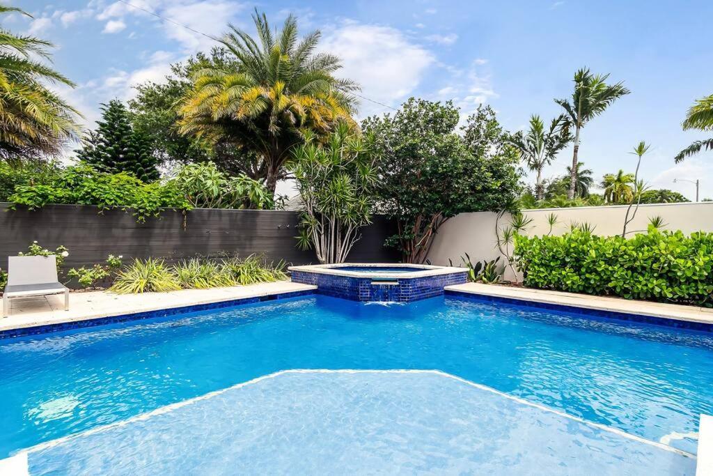 *victoria Park Pool Home- Close To Beach/las Olas* Villa Fort Lauderdale