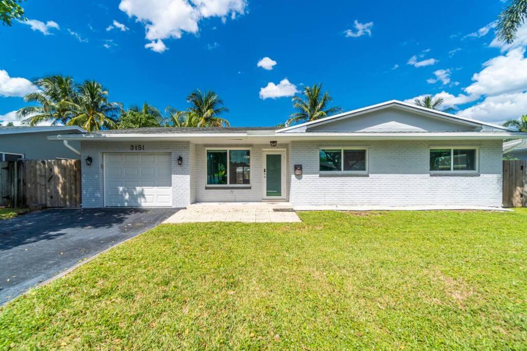 Villa Spacious 4brs Home, Game & Private Pool Fort Lauderdale