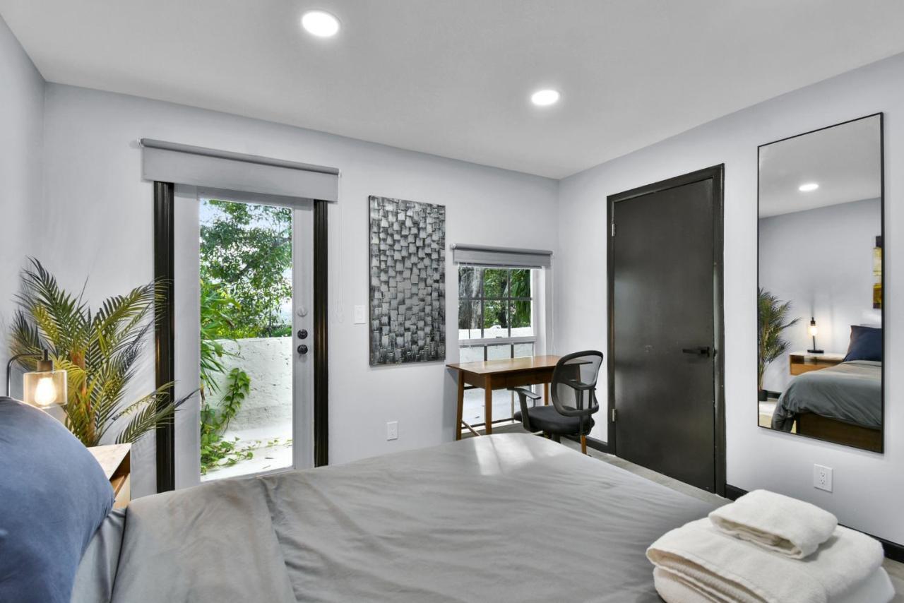 Wilton Manors Villas - Florida Furnished Living * Fort Lauderdale