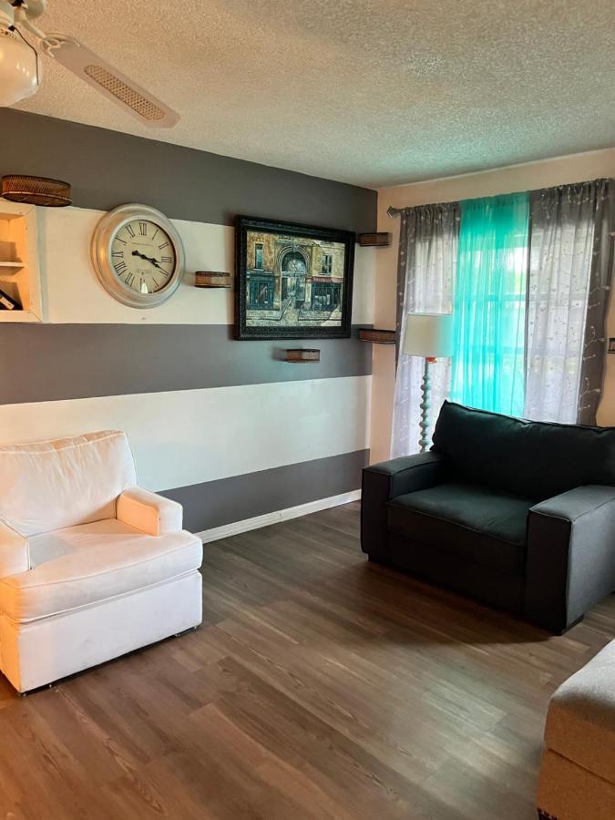 Kool Runnings Lauderdale Bed & Breakfast *