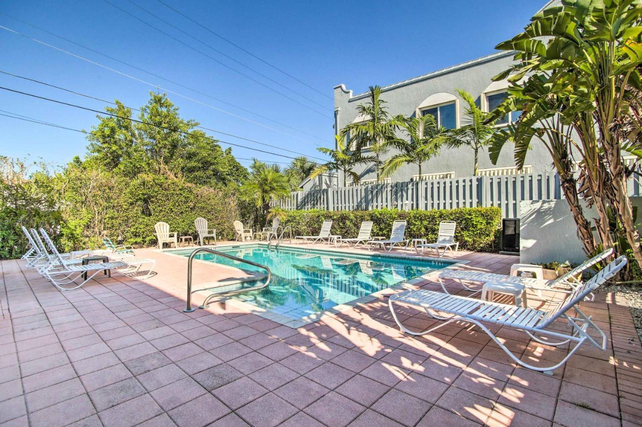 Idyllic With Pool Access - Walk To Beach! *