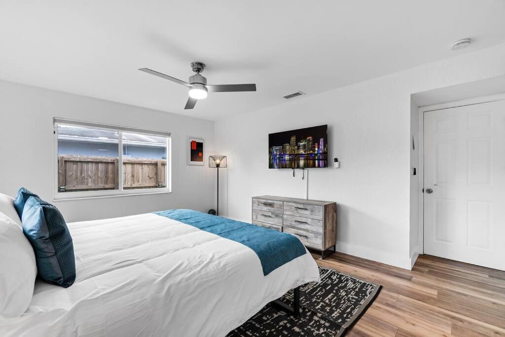 Spacious 4brs Home, Game & Private Pool Fort Lauderdale