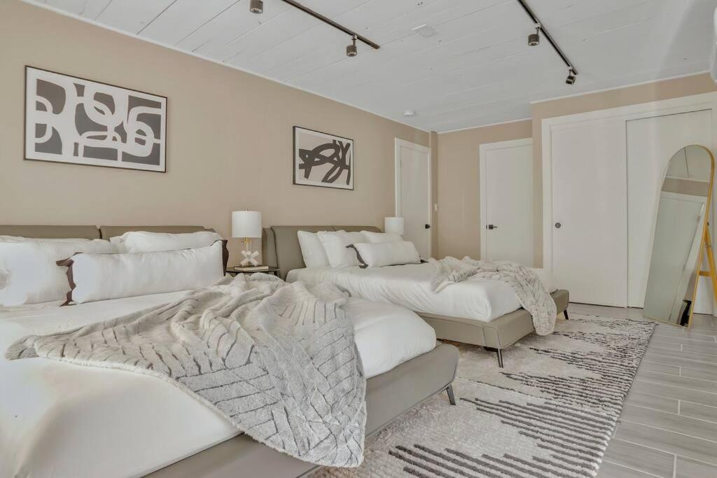 Stunning 2 Story With Pool Fort Lauderdale