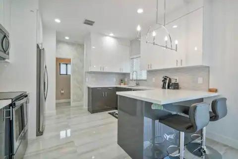 New Townhome Near Wilton/las Olas/beach