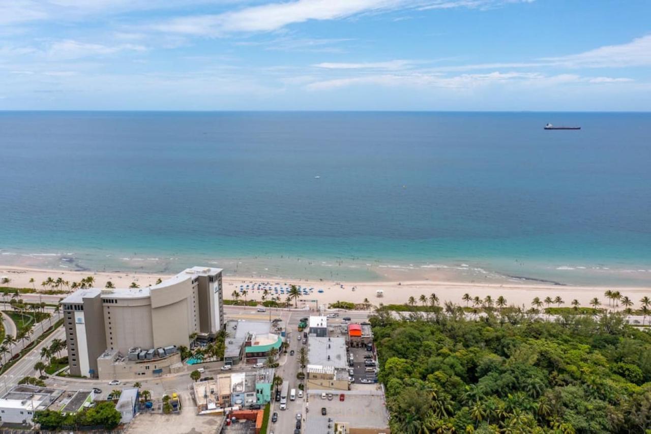 The Purple Pelican Beachfront With Ocean Balcony Unit 4 * Fort Lauderdale